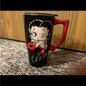 Betty Boop “A girls gotta do…” Mug